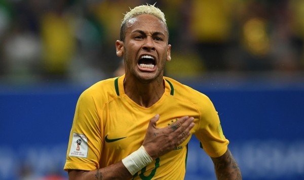 伊萨克冷静施射纽卡斯尔绝杀曼联