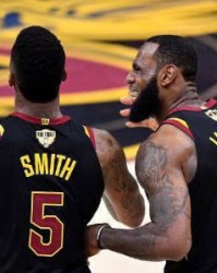 壹号娱乐游戏- 詹姆斯达成四万分里程碑，湖人主场球迷沸腾  