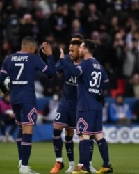 壹号娱乐游戏- 巴黎圣日耳曼客场三球完胜，姆巴佩连续五轮破门创纪录  