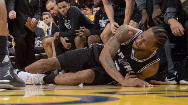  莫兰特复出首战轰下四十分，灰熊大胜马刺终结两连败  