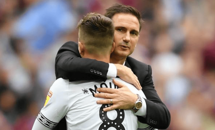  卡尔斯鲁厄边路快马传中，助攻戴帽征服客场