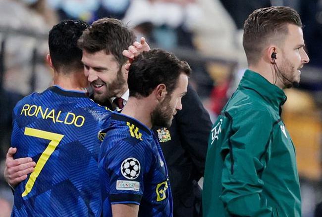  曼城客场逆转热刺，哈兰德连场破门状态火热  