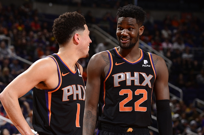  太阳队，布克单场62分，刷新生涯得分纪录  