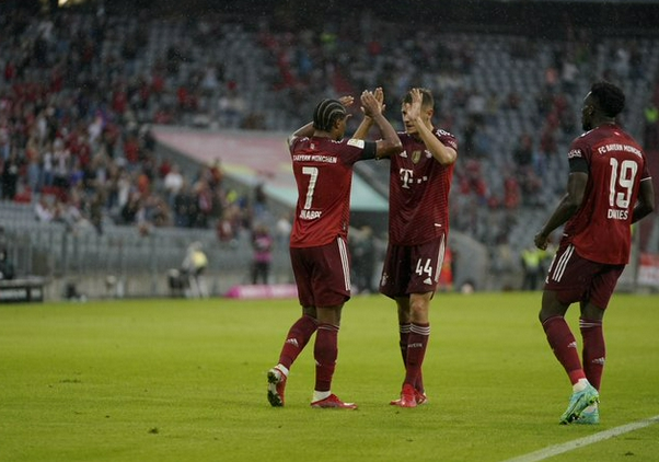  云达不莱梅女足表现出色，男女足双线齐头并进