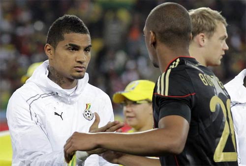  贝林厄姆弟弟签约德乙，兄弟对决成焦点话题  