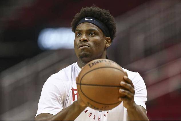  利拉德35米超远三分压哨，开拓者神奇逆转  